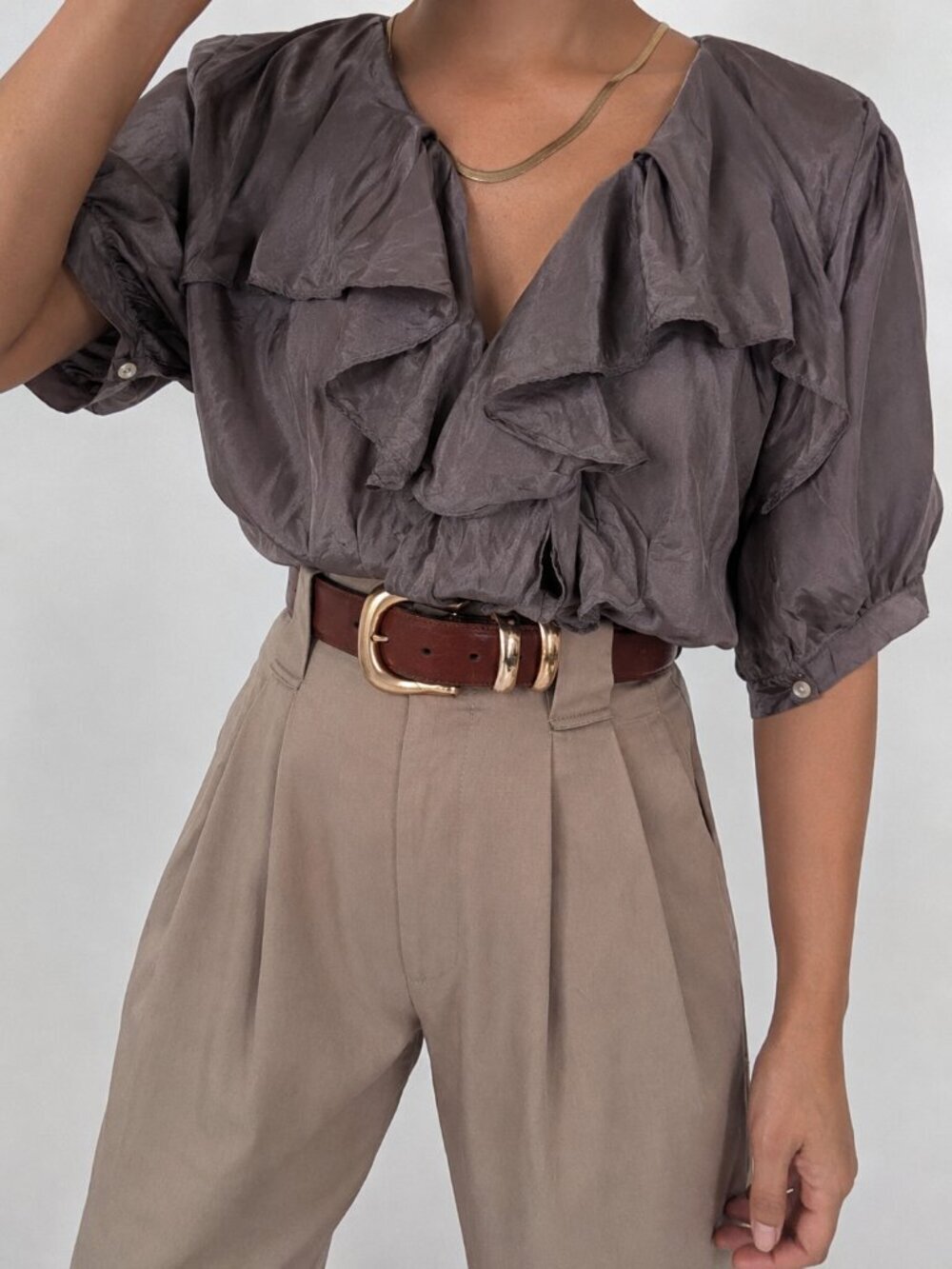 Nougat London 100% Silk Short Sleeve Ruffle Blouse Size 2 Taupe
